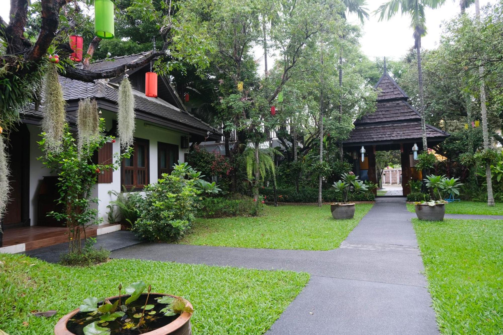 Vimarn Kaew Village And Resort Chiang Mai Exterior foto
